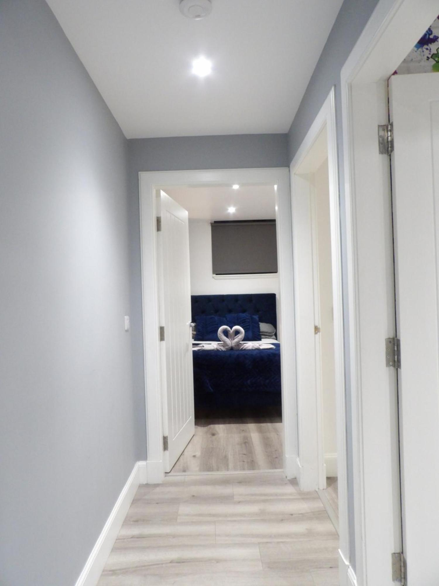 Lovely 3 Bedroom Apartment With Private Garden In Edinburgh City Centre Exterior photo